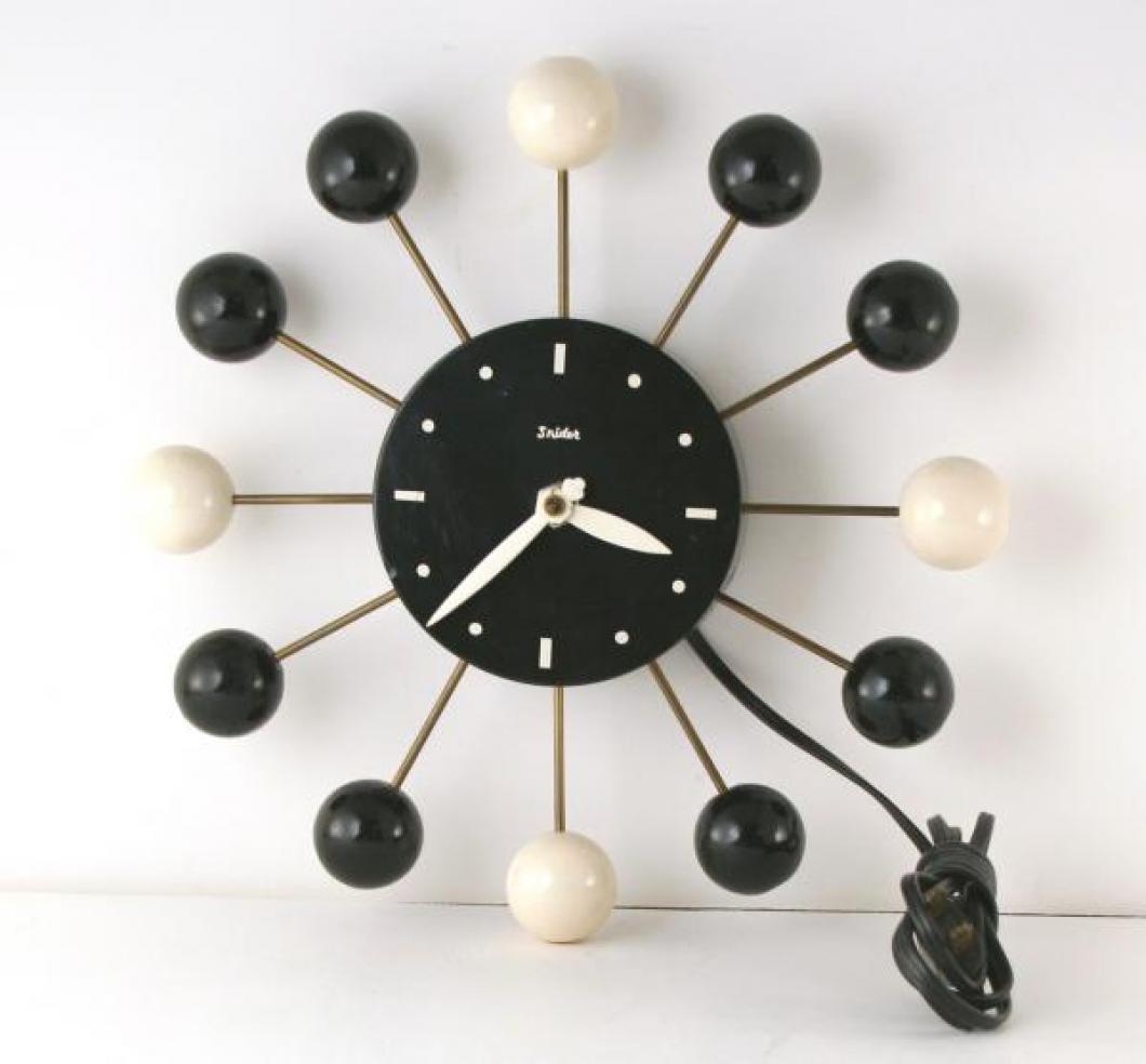Snider "atomic" ball & stick wall clock with black and white accents (electric, late 1950s)