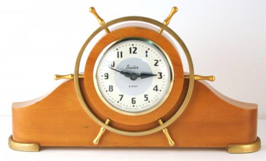 Snider ship's wheel mantel clock