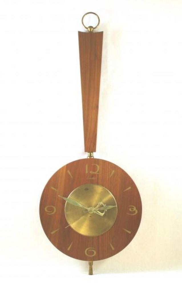 Snider round-headed guitar wall clock