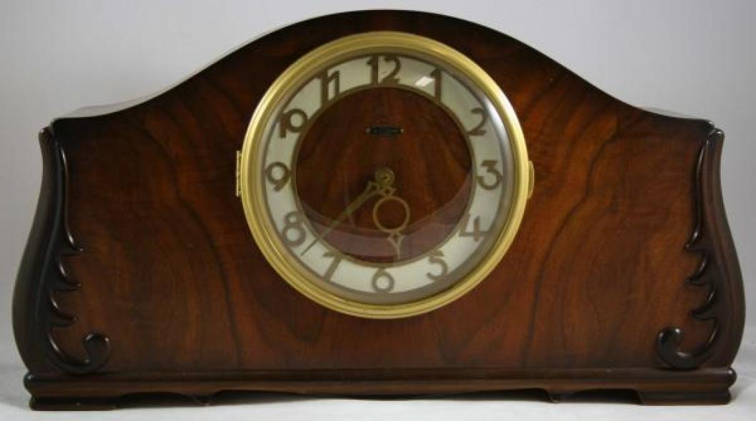 Seth Thomas PORTSMOUTH model mantel clock (electric motor, Westminster chimes)