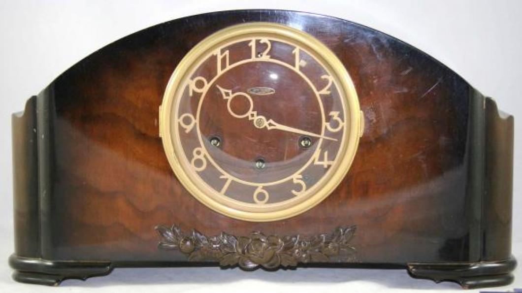 Are seth thomas mantel clocks valuable?