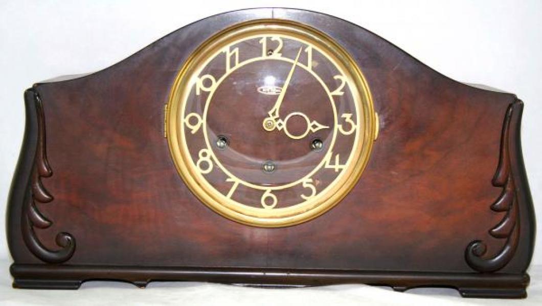 Seth Thomas PORTSMOUTH model mantel clock (spring-driven, Westminster chimes)