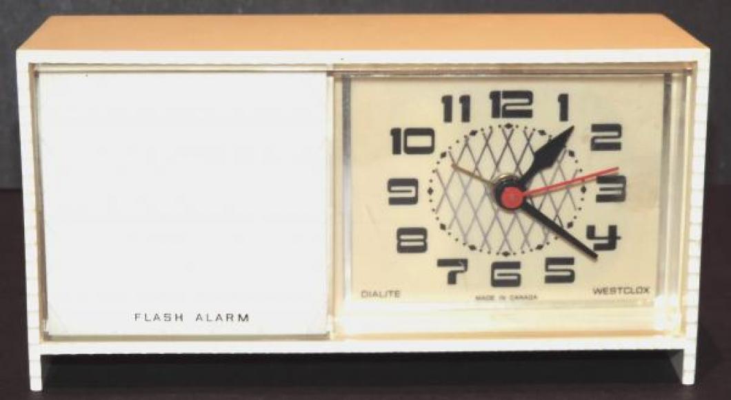 Westclox Peterborough 1960s fancy ivory case MOONBEAM electric alarm clock